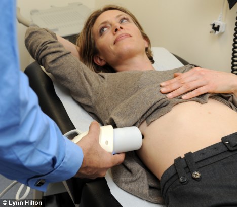 Anastasia Stephens undergoes an ultrasound fibroscan